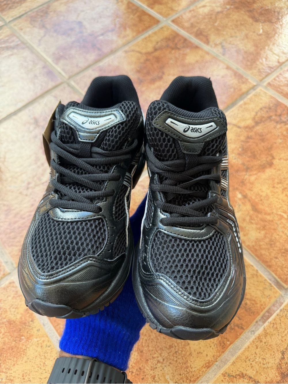 Size 10 Men’s And Women’s 11.5 - Asics Gel Kayano 14 Black and Silver Athletic - Picture 2 of 7